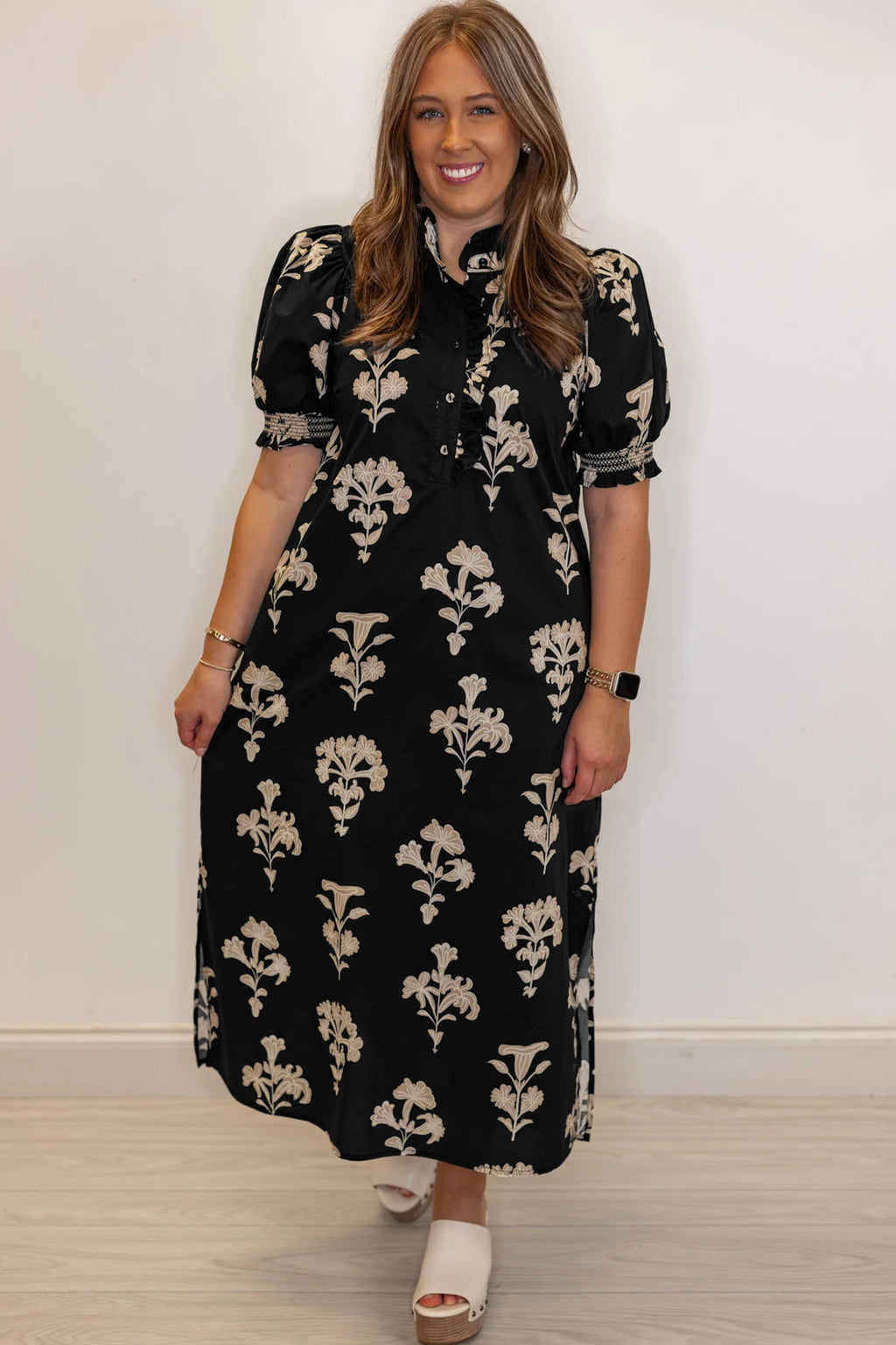 Black Floral Print Frilled Collar Short Puff Sleeve Plus Size Maxi Dress